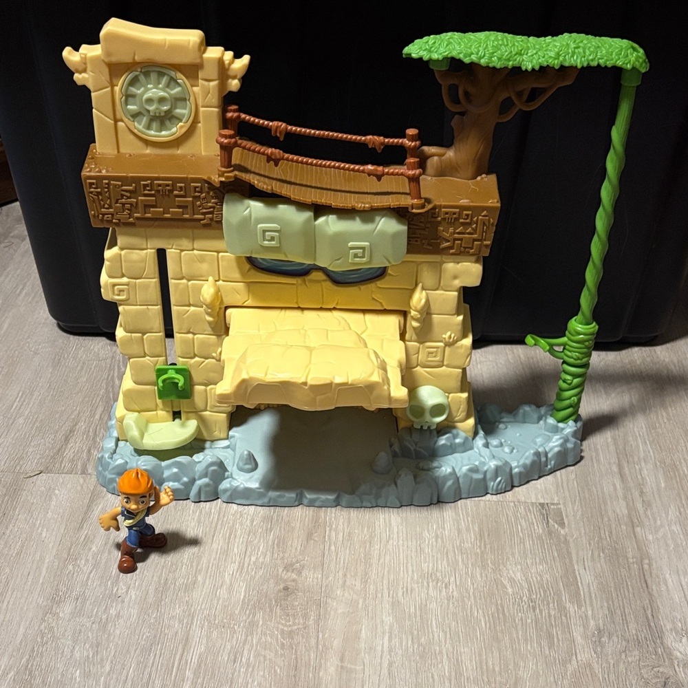 Jake and the Never Land Pirates Yo Ho! Set -Missing ball